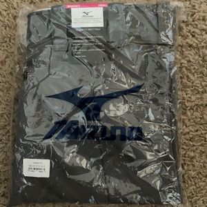 Mizuno women’s softball pants size small Gray